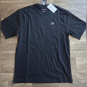 Jordan AJ11 Gamma Embroidered Logo T-Shirt Medium